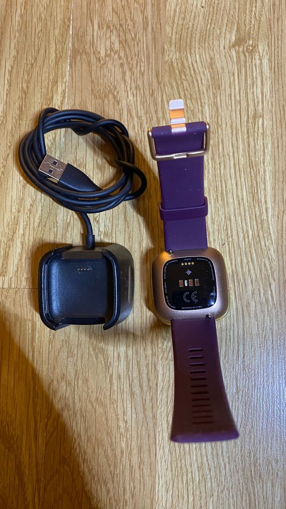 Оголошення Fitbit versa 2 Б/У