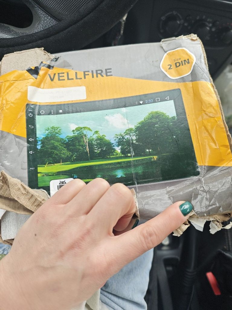 Купить VELLFIRE Б/У