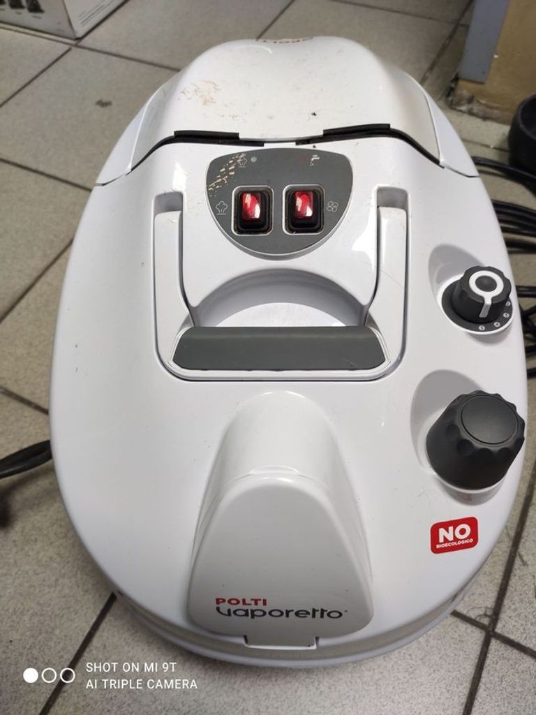 Купить Polti Vaporetto Lecoaspira FAV30 Б/У