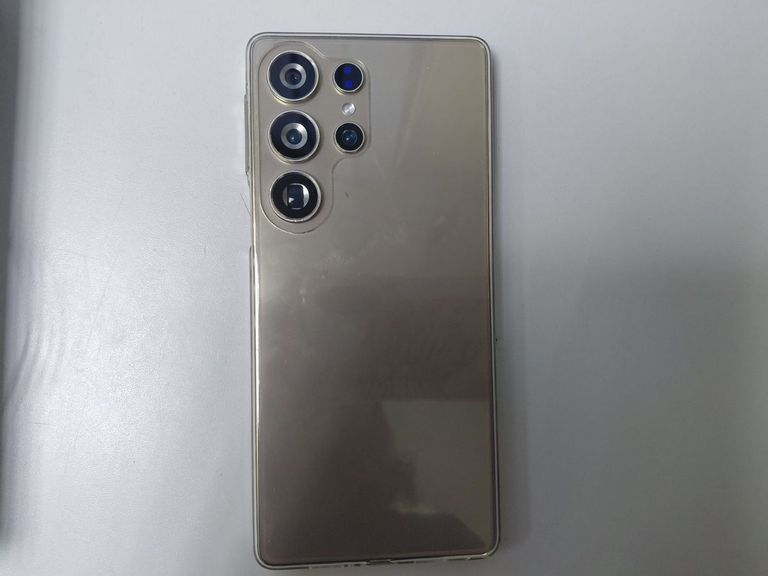 Оголошення Samsung (Копія) s25 ultra Б/У