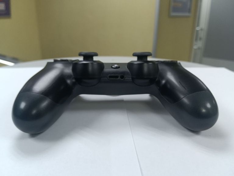 Распродажа Sony dualshock 4, продавец Техноскарб