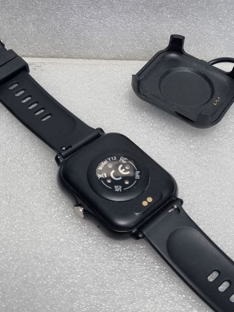 Дешево Без Виробника y13 з ломбарду