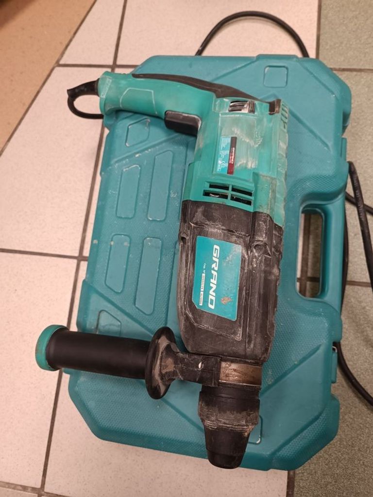 Розпродаж Grand ПЭ-1300, продавець Техноскарб