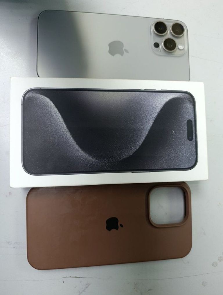 Купити Apple iphone 15 pro max 256gb Б/У