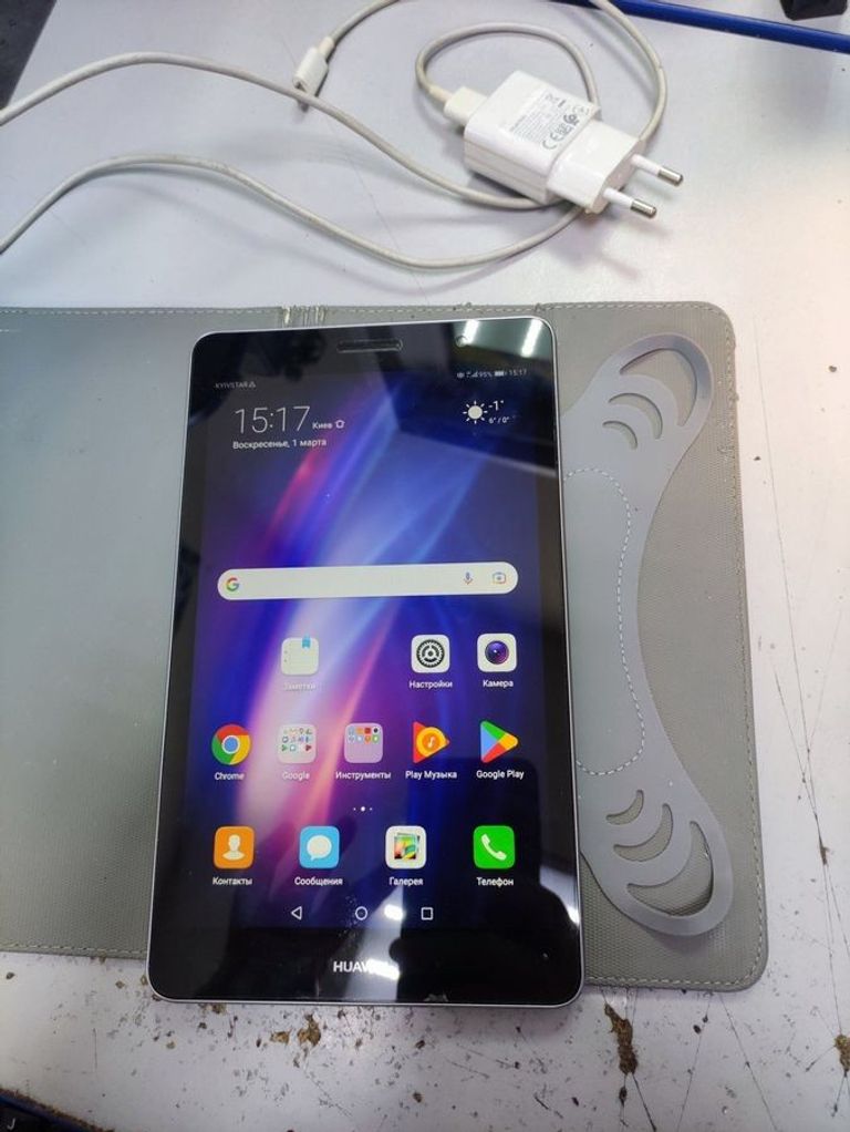 Дешиво Huawei mediapad t3 8 16gb 3g с ломбарда