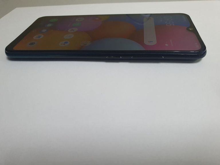 Объявление vivo Y1S 2/32GB Black Б/У
