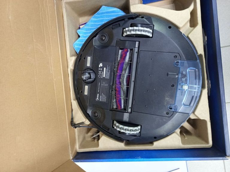 Дешево Midea i5C з ломбарду