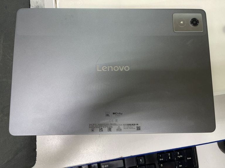 Дешево Lenovo idea tab pro with matte display 8/256gb wifi luna + pen з ломбарду