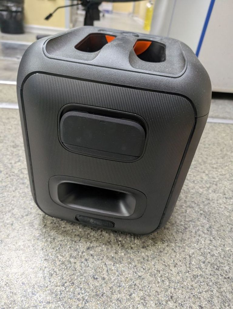 Дешево Jbl partybox encore essential з ломбарду