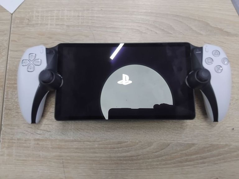 Купити Sony playstation portal Б/У