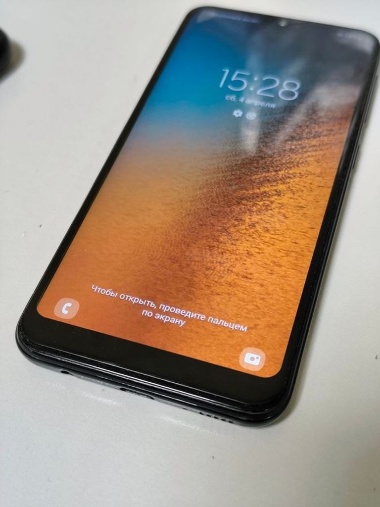 Купити Samsung galaxy a20e sm-a202f 3/32gb Б/У