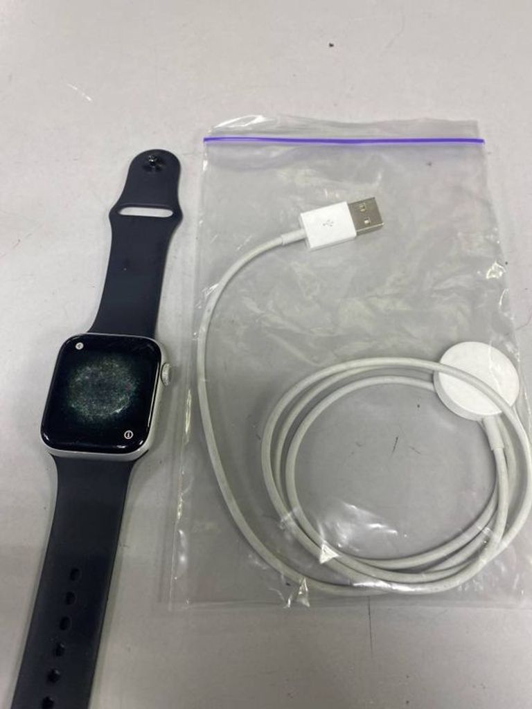 Apple watch series 5 44mm aluminum case