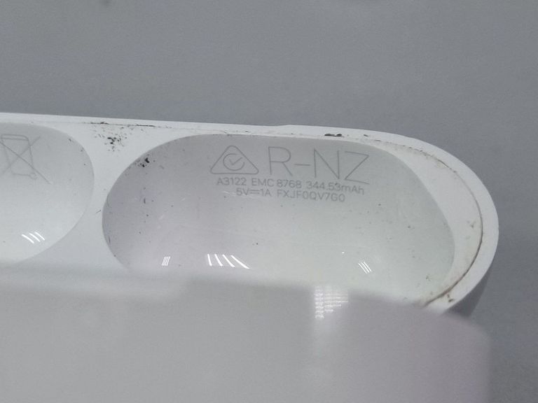 Купить AirPods Pro 3 Б/У