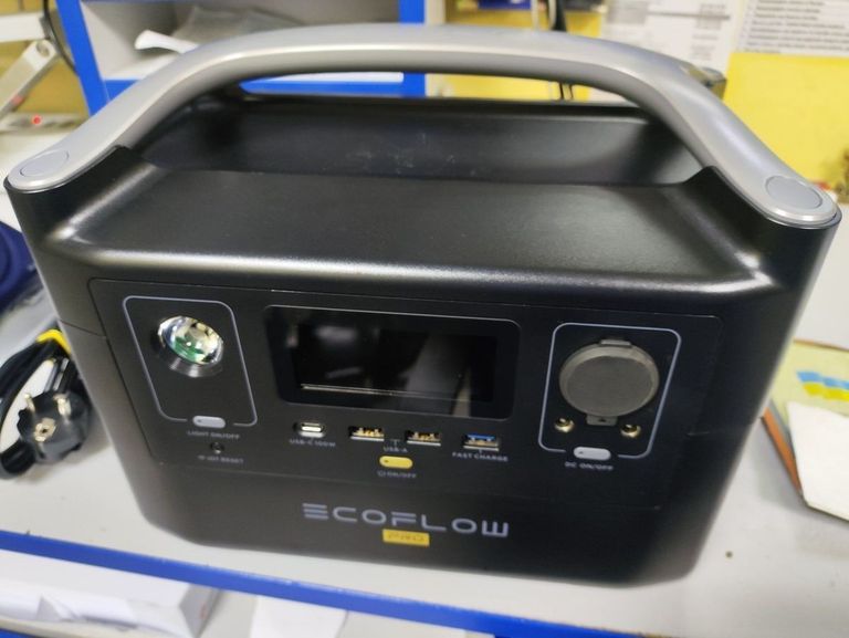 Купити Ecoflow river pro Б/У
