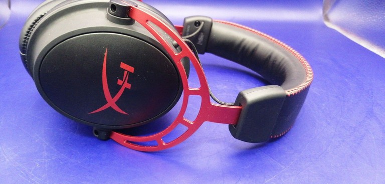Распродажа Hyperx cloud alpha/red, продавец Техноскарб