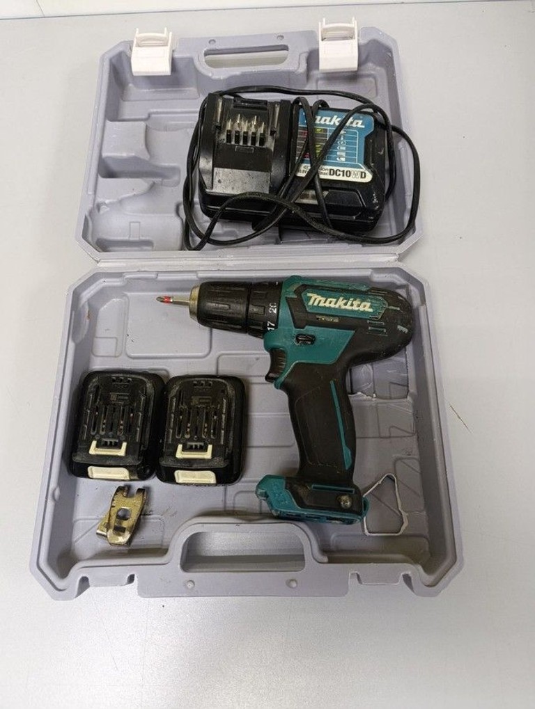Купить Makita DF333DSAE Б/У