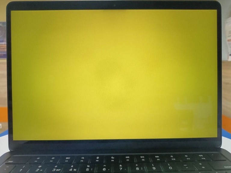 Apple macbook air 13,6" m2 2022 Код:01-200930434. Изображение 11