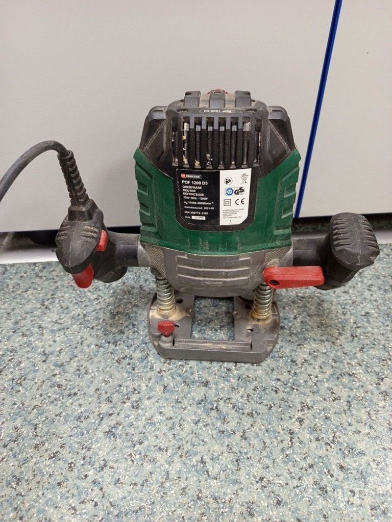 Купити Parkside POF 1200 D3 Б/У