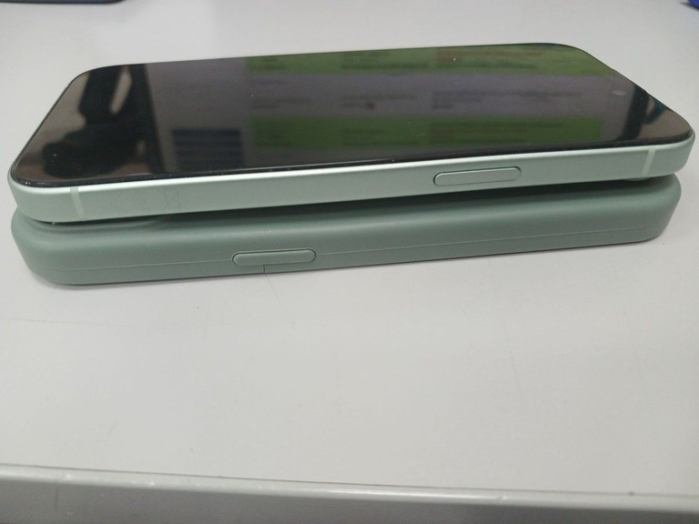 Розпродаж Apple iPhone 15 128GB Green, продавець Техноскарб