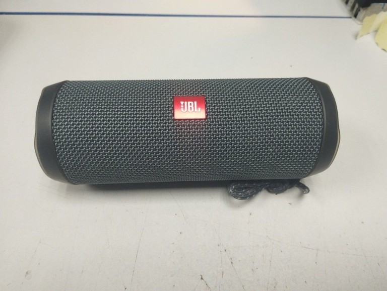 Оголошення Jbl flip essential 2 Б/У