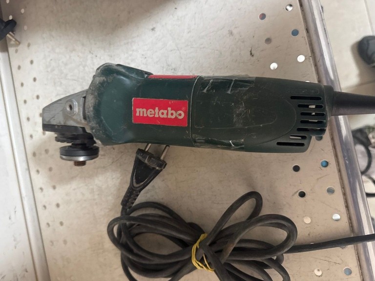 Купити Metabo WE 9-125 Quick Б/У