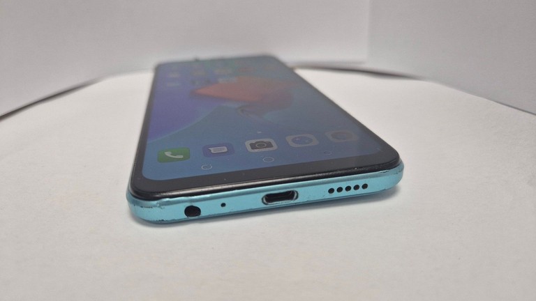 Дешиво Tecno spark go 2022 kg5m 2/32gb с ломбарда