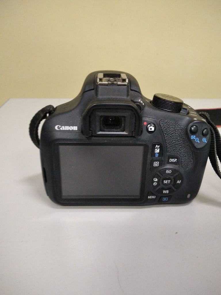 Объявление Canon eos 1200d + efs 18-55mm macro 0.25m/0.8ft Б/У