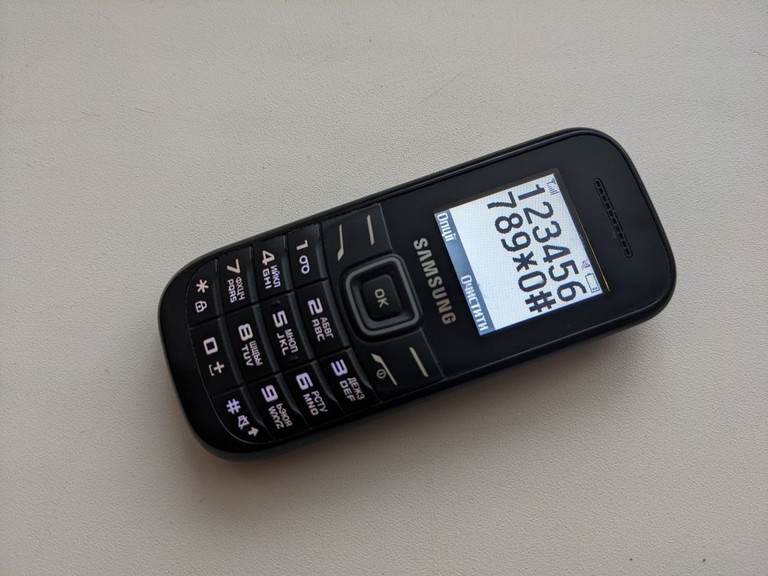 Samsung e1200i Код:null. Зображення 4