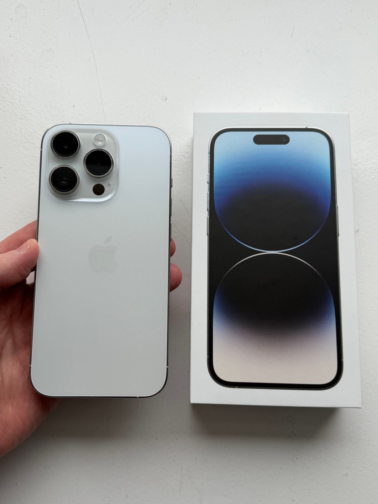 Купити Apple iPhone 14 Pro 128GB Silver (MQ023) Б/У