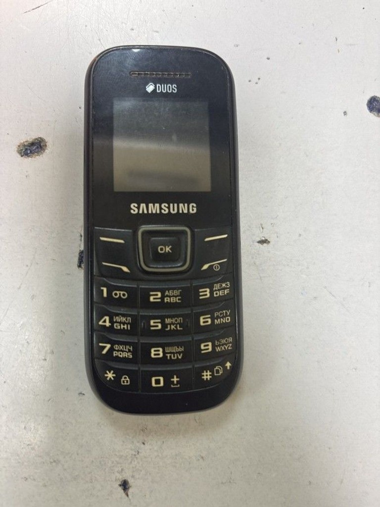 Купити Samsung e1202i duos Б/У