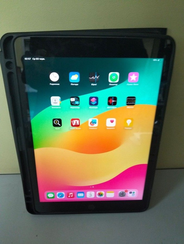 Купити Apple ipad 10.2 2021 wi-fi 64gb Б/У