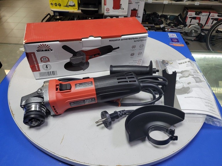 Купити Vitals ls1272hlv Б/У