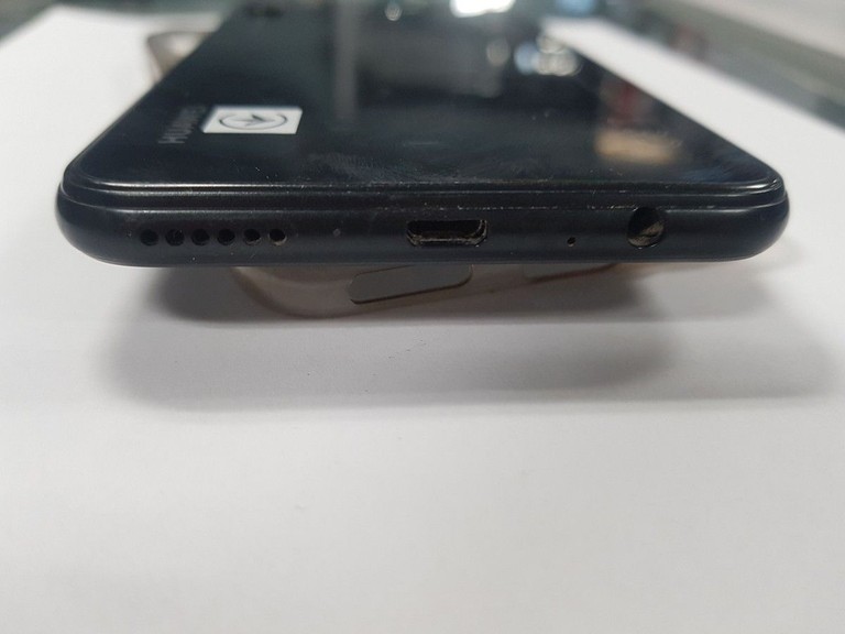 Дешиво Huawei p40 lite e 4/64gb с ломбарда