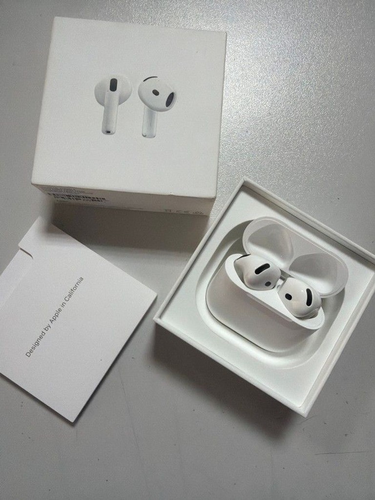 Купить Apple airpods 4 Б/У