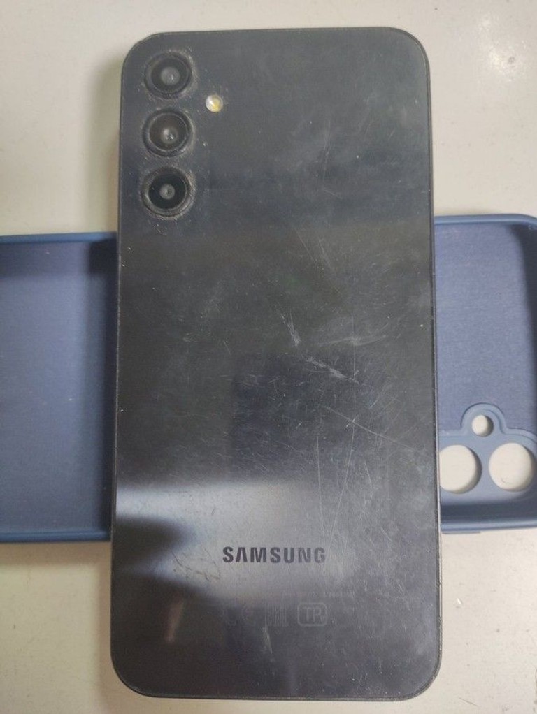 Оголошення Samsung galaxy a24 sm-a245f 6/128gb Б/У