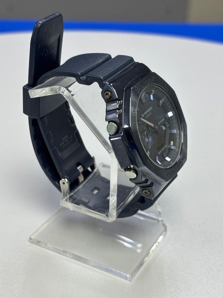 Дешиво Casio gm-2100 с ломбарда