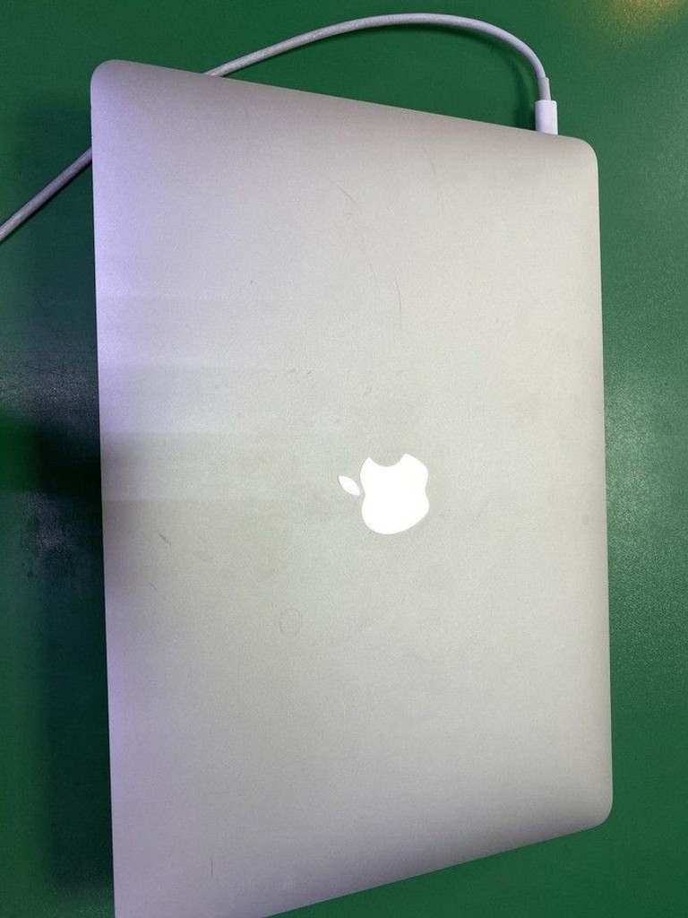 Купити Apple macbook air 13" 2020 a2179 core i3 1,1ghz/ram8gb/ssd256gb/intel iris plus graphics Б/У