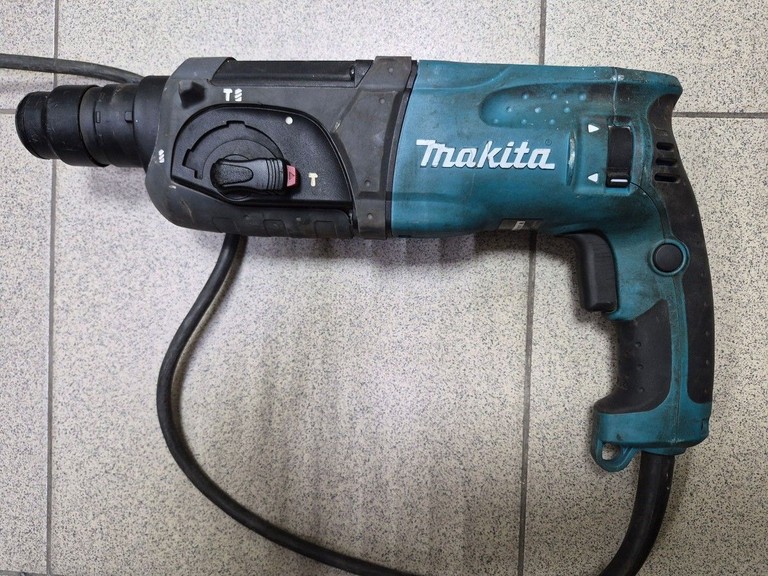 Купити Makita HR2470 Б/У