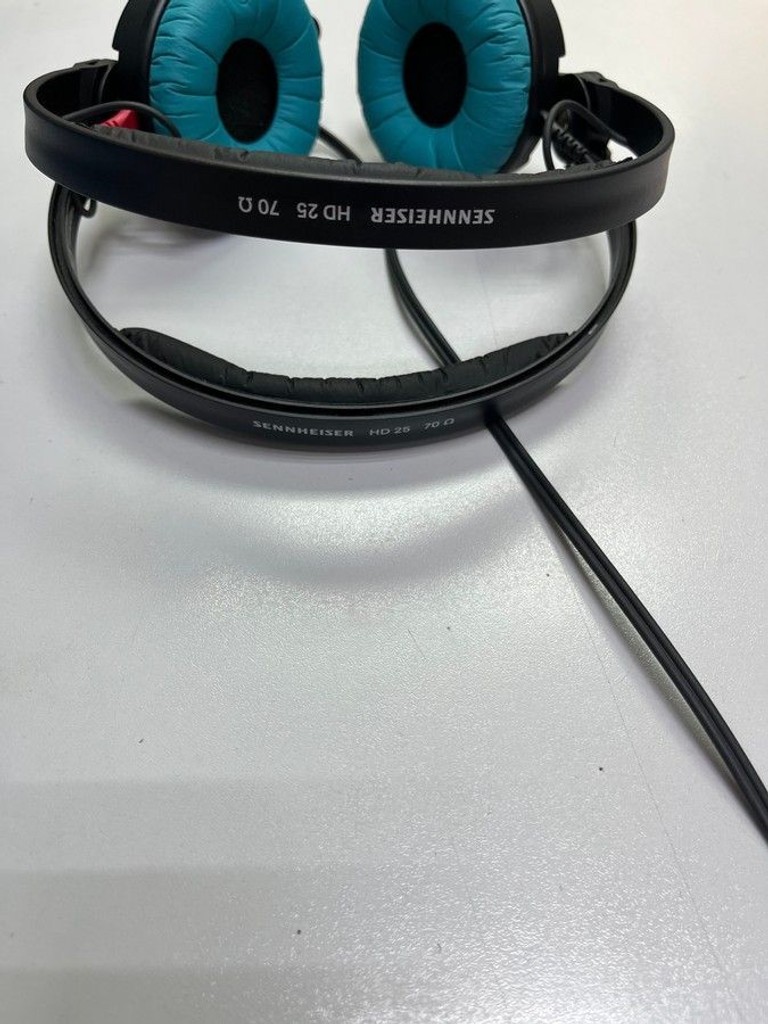 Розпродаж Sennheiser HD 25, продавець Техноскарб