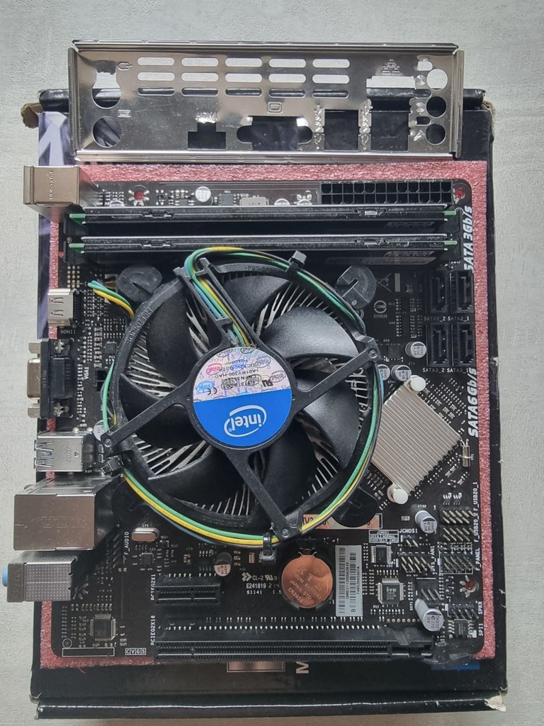 ASRock N68-VS3 UCC \ Asus F1A55-M LX3 R2.0 \ H81M-Biostar i5 4570 Код:null. Зображення 5
