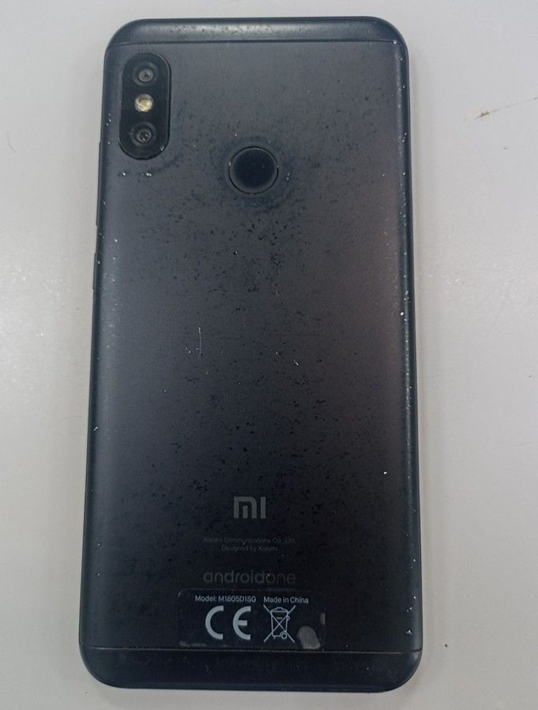 Дешиво Xiaomi mi a2 lite 2/32gb с ломбарда