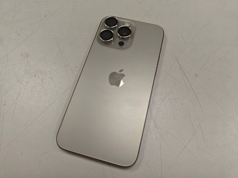 Apple iphone 15 pro max 256gb Код:01-201106617. Изображение 5
