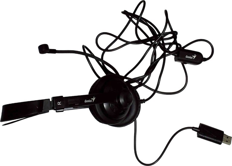 Купить Genius HS-230U Black (31710021405) Б/У