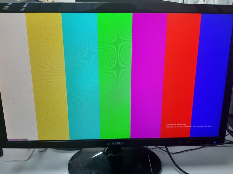 Оголошення Samsung s24d300h Б/У