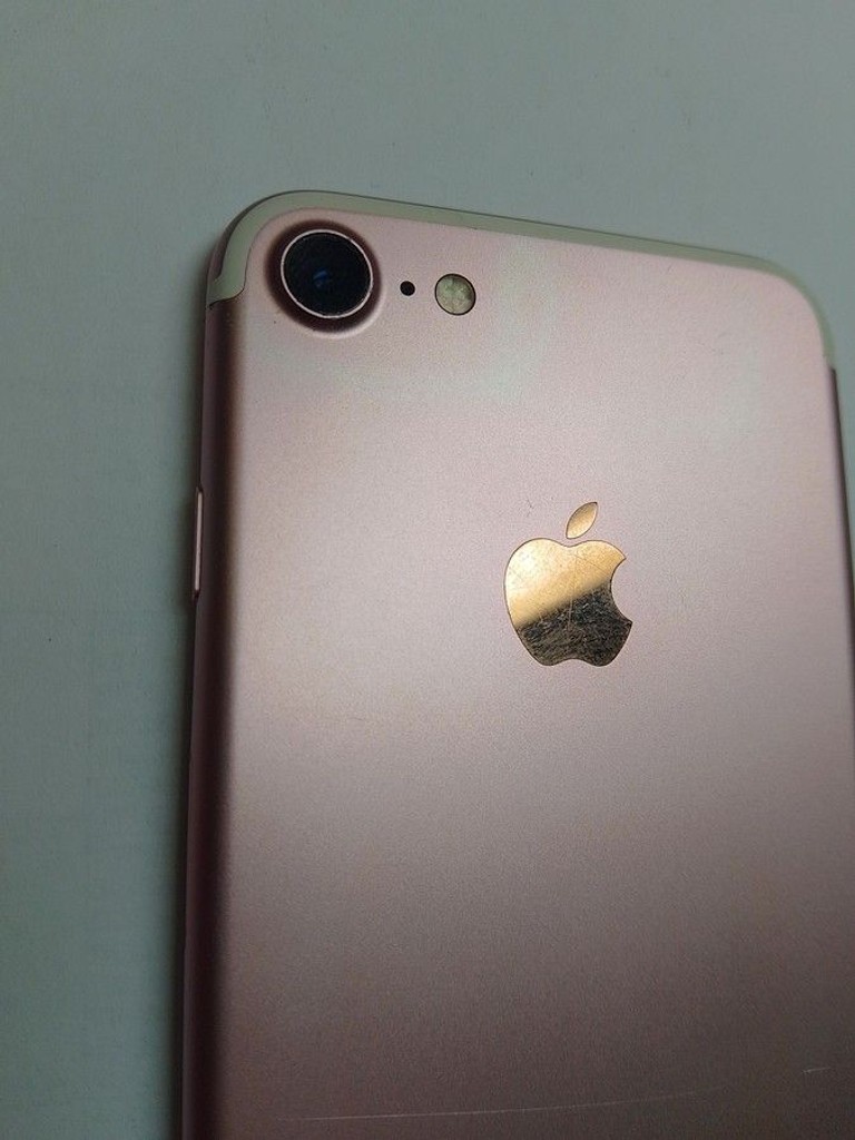 Дешево Apple iphone 7 32gb з ломбарду