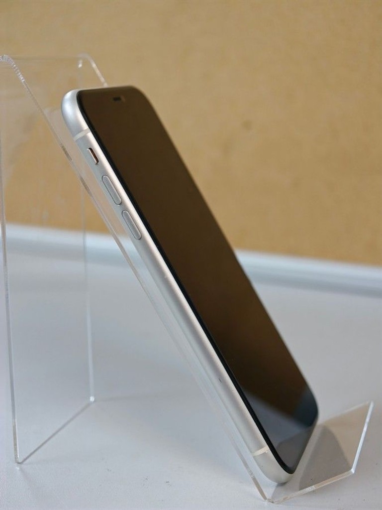 Apple iphone 11 128gb Код:01-201164605. Изображение 8