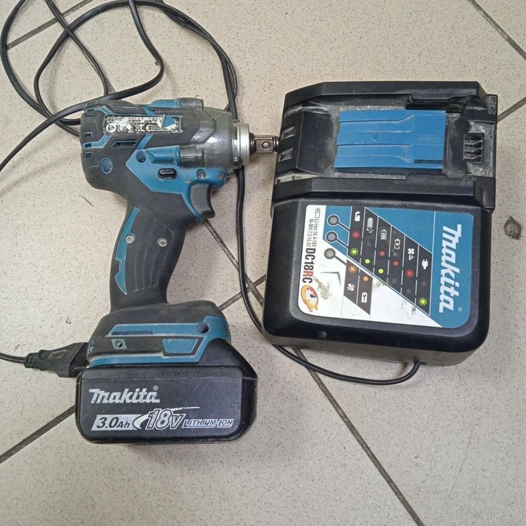 Купити Makita DTW285Z Б/У