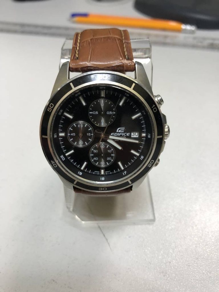 Casio efr-526l