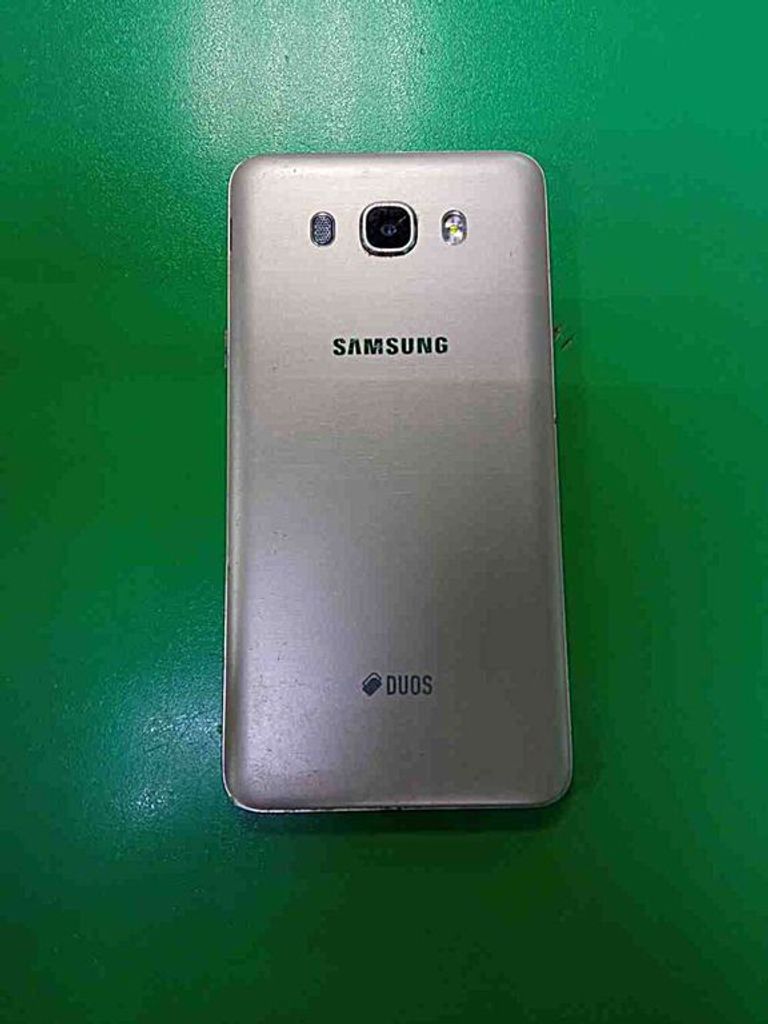 Samsung Galaxy J7 Gold (SM-J710FZDU)