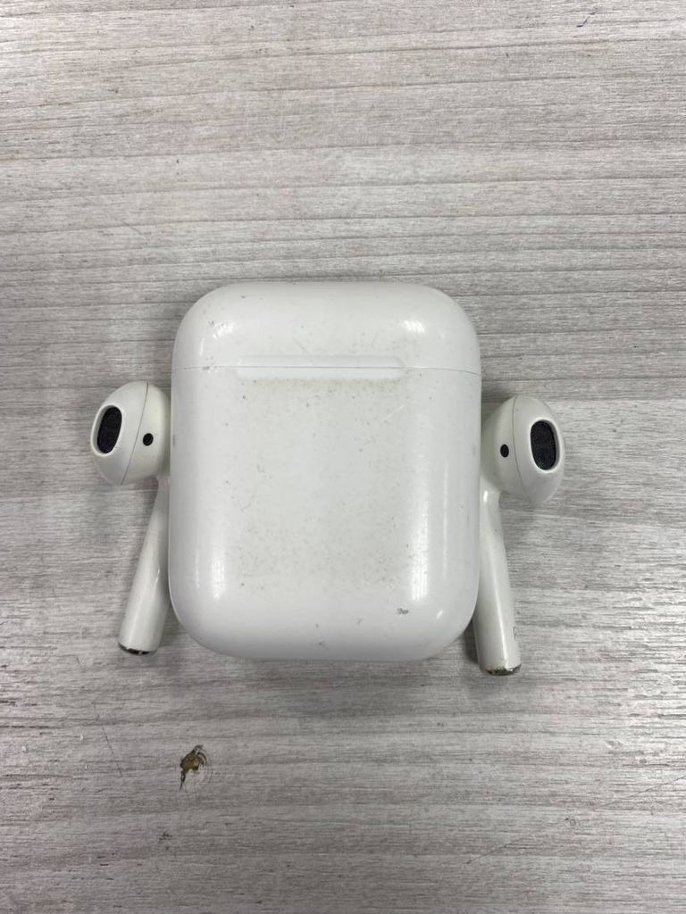 Купить Apple airpods 2nd generation with charging case Б/У